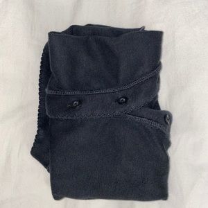 BRANDY MELVILLE - Lettuce Edge Button Up